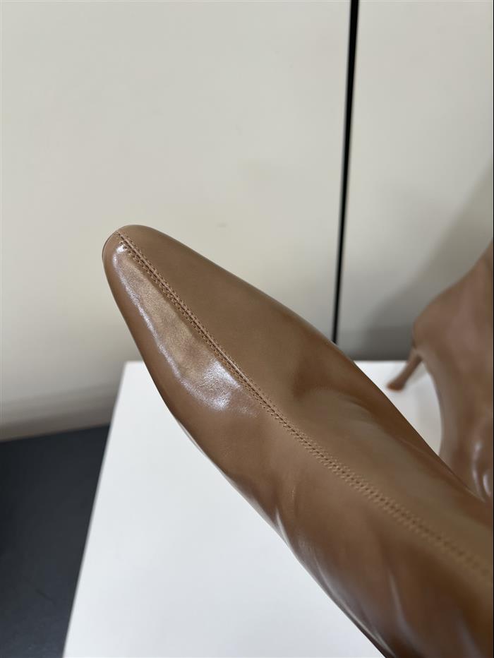 2025112817433244 480